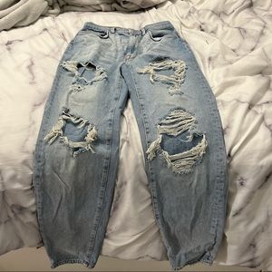 BDG urban outfitter mom jeans size 27 (xs/s)